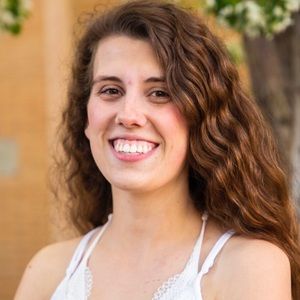 Meet your Posher, Kira